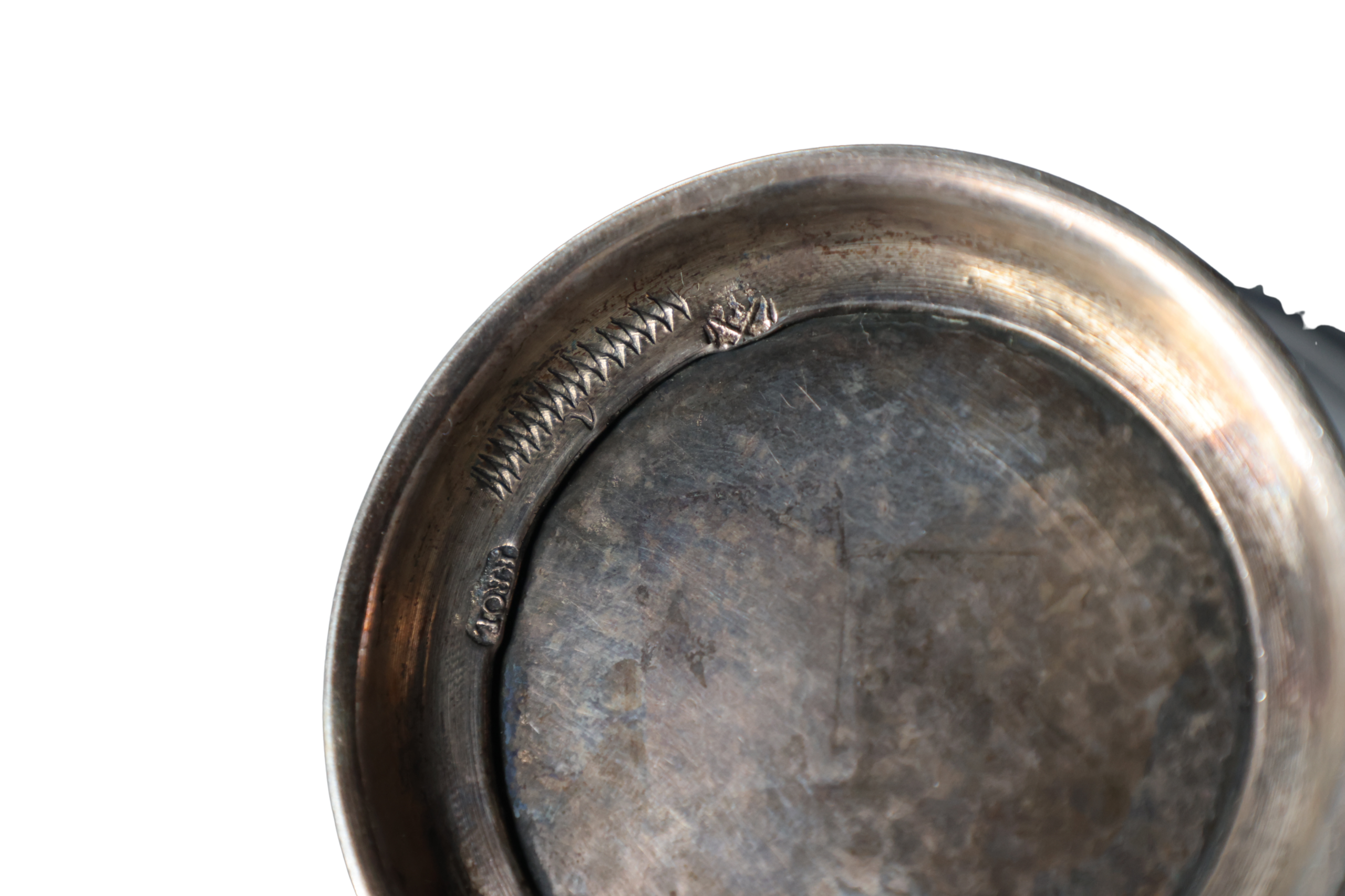Kryształowy dzbanuszek monogram królewski Augustus Rex Saksonia Lipsk XVIII w. - obrazek 6